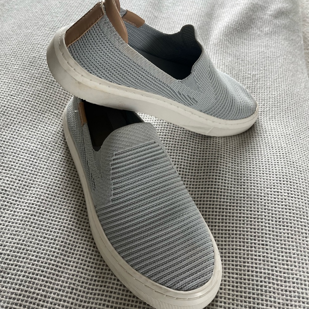 UGG Women's Alameda Sammy slip on shoe